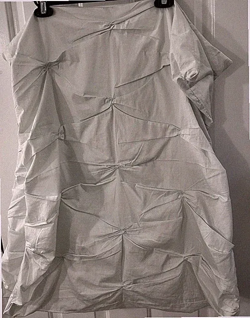2 West Elm Green Organic Cotton EURO Shams Pale Green Pintuck Pinch Pleat New