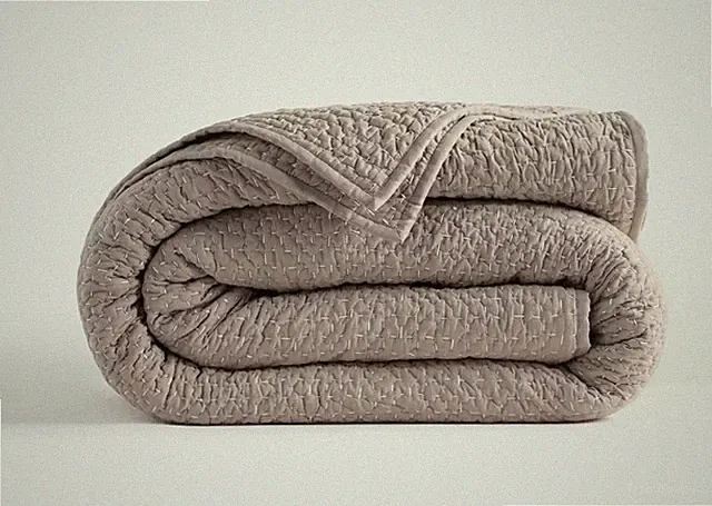 NWOT Quince Full Queen Organic Cotton Quilt Hand Stitched Stone